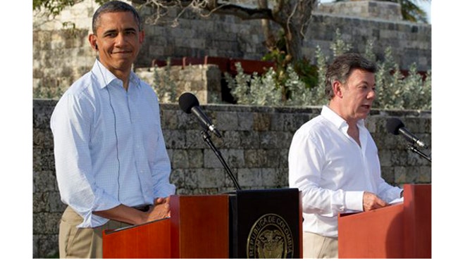 Obama Santos FNL.jpg